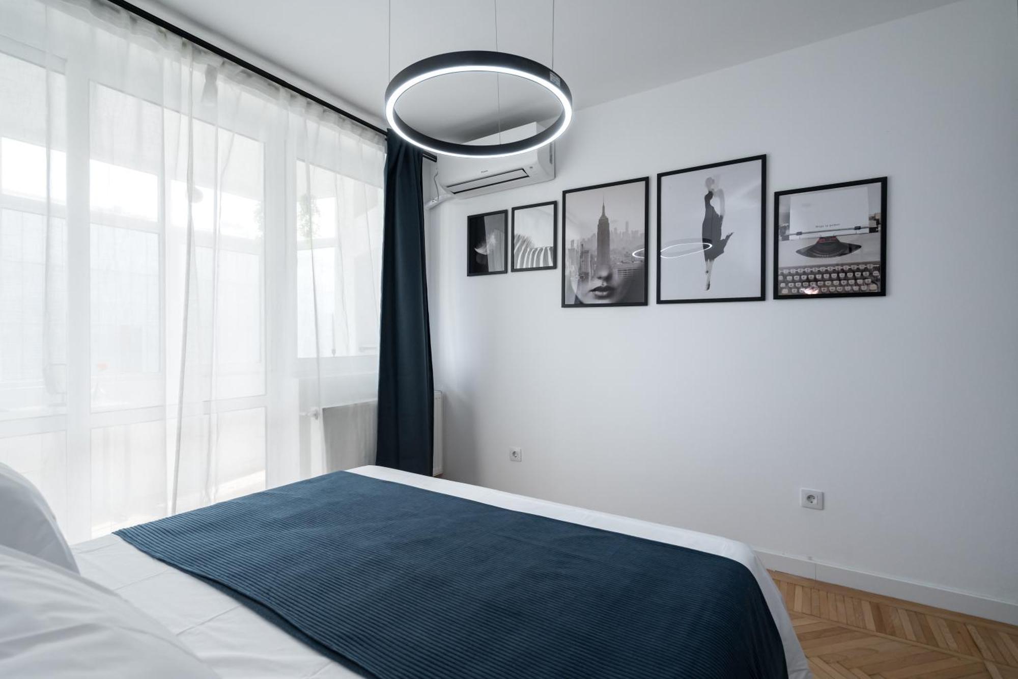Central Aesthetic Apartment Бухарест Екстер'єр фото
