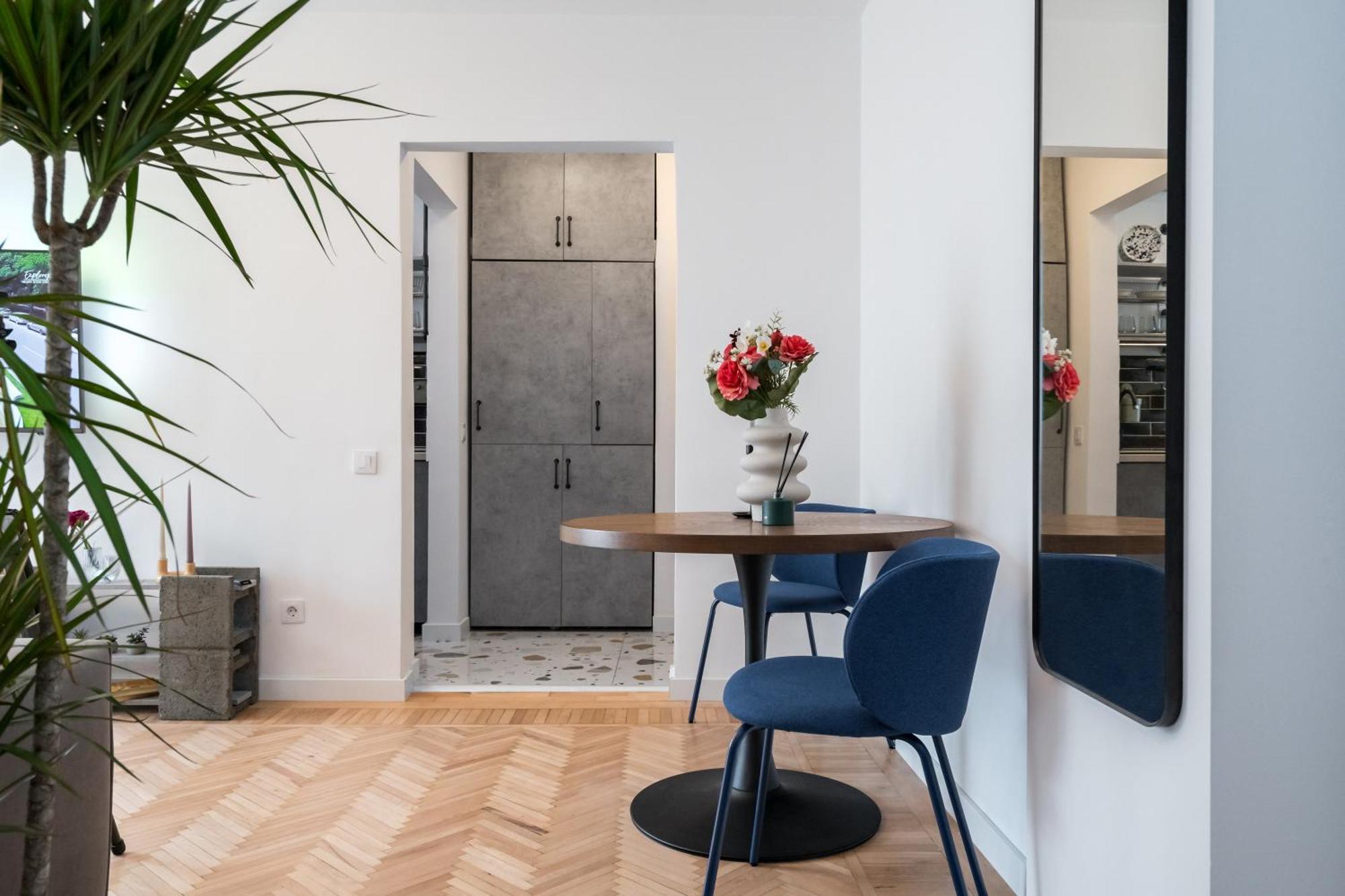 Central Aesthetic Apartment Бухарест Екстер'єр фото